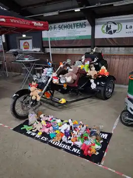 Verslag Oale Laifde motormarkt - CS-Riders