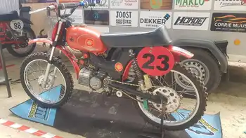 Verslag Oale Laifde motormarkt CS-Riders