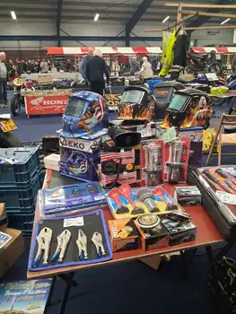 Verslag van de 11de editie van de Classic motor en bromfietsenbeurs Leek. CS-Riders