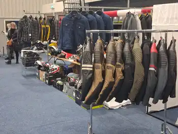 Verslag van de 11de editie van de Classic motor en bromfietsenbeurs Leek. CS-Riders